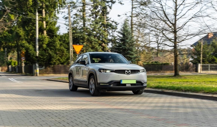 Mazda MX-30 cena 80000 przebieg: 39967, rok produkcji 2021 z Tykocin małe 529